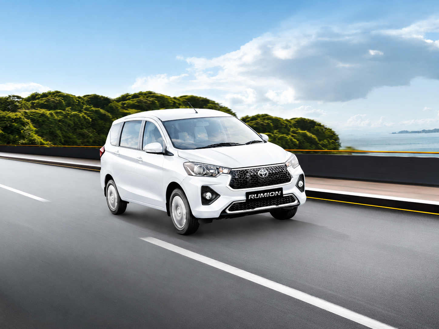 Suv 2+3+2 Rumion Toyota 7 Seater DIESEL